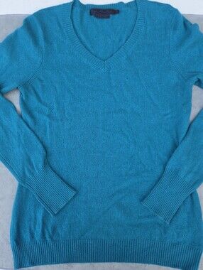 Enzo Mantovani Cashmere Women's Teal V-Neck Sweater